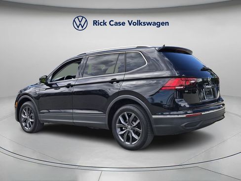 Certified 2023 Volkswagen Tiguan SE image 8