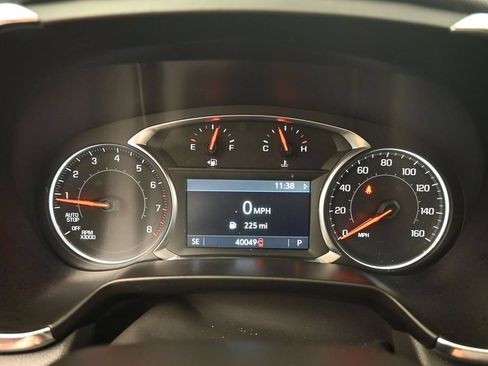 Used 2025 Chevrolet Blazer LT FWD image 11