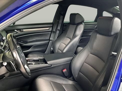 Used 2021 Honda Accord Sport image 8