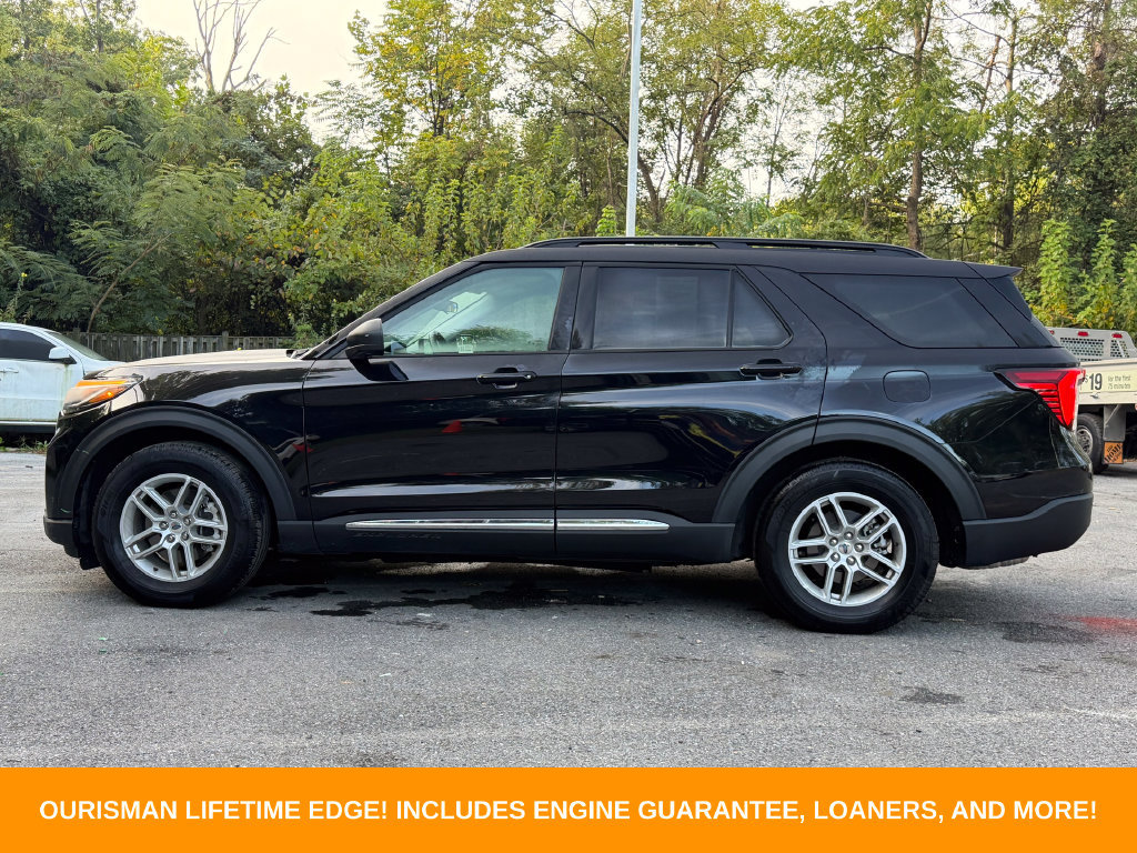 Used 2025 Ford Explorer Active RWD image 4