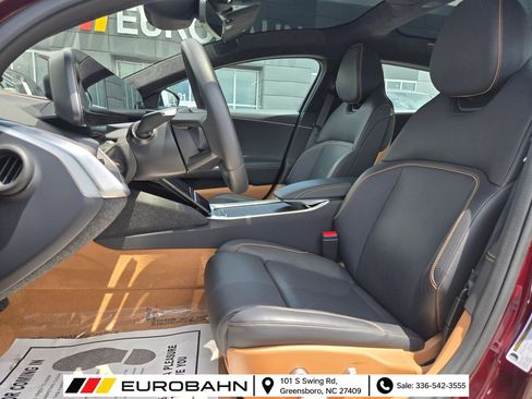 Used 2025 Lucid Air Touring AWD/4WD image 8