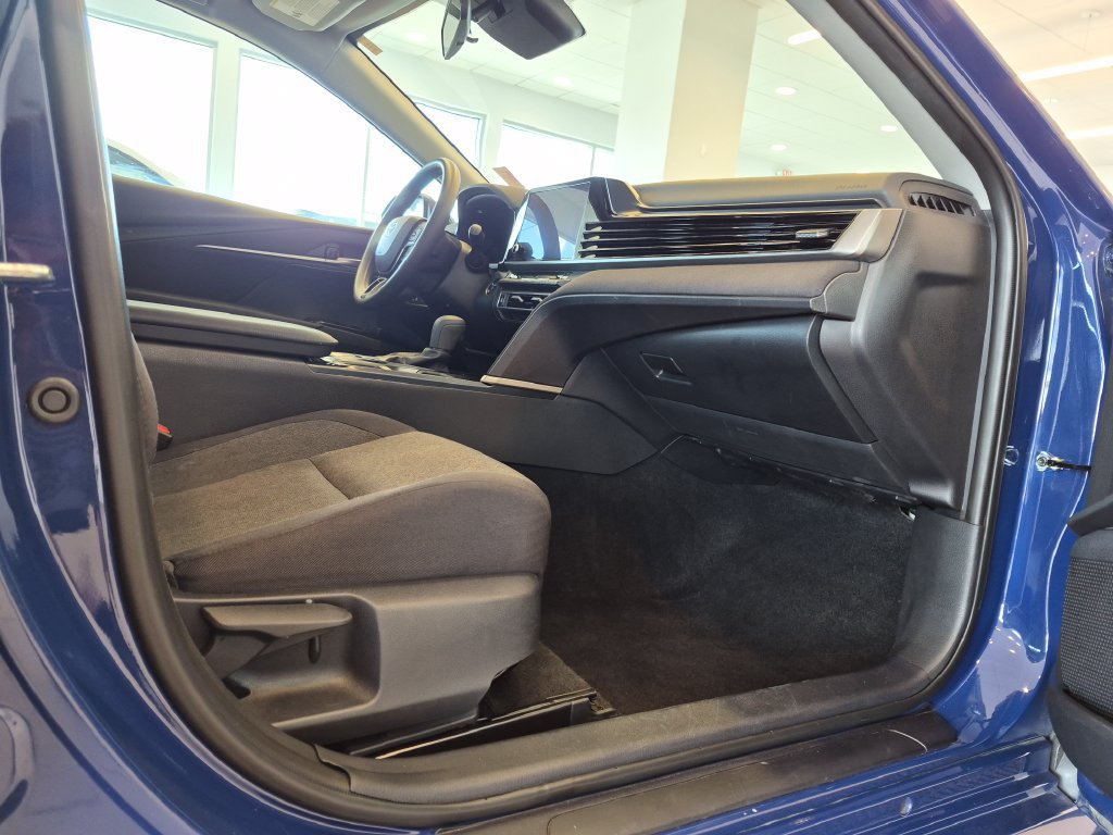 Used 2025 Toyota Camry LE FWD image 24