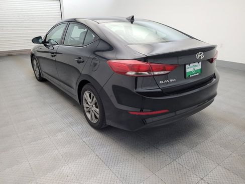 Used 2018 Hyundai Elantra SEL FWD image 5