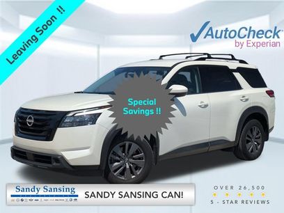 Used 2023 Nissan Pathfinder SV w/ Black Appearance Package