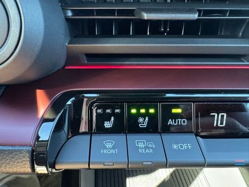 New 2026 Toyota Prius Plug-In Hybrid image 28