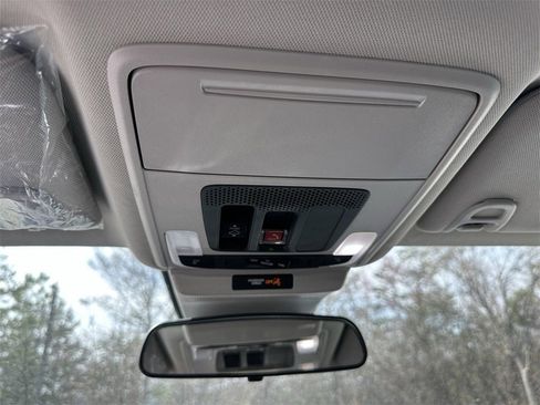 New 2025 Honda Accord SE image 33