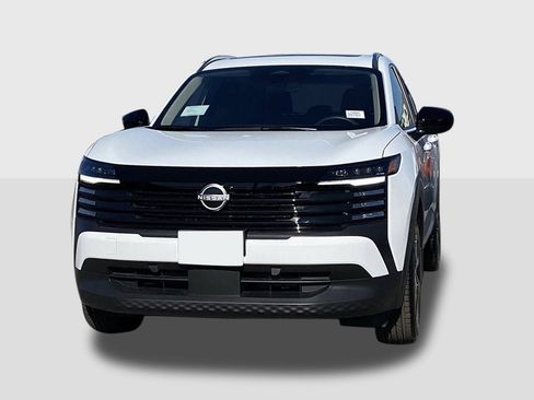 New 2026 Nissan Kicks SV w/ SV Premium Package image 6