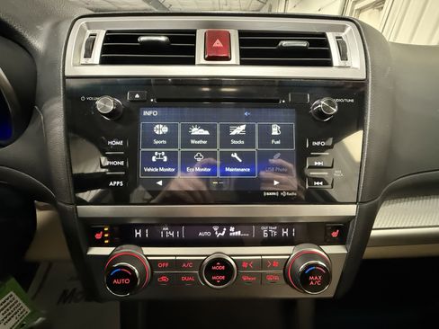 Used 2017 Subaru Outback 2.5i Premium image 35
