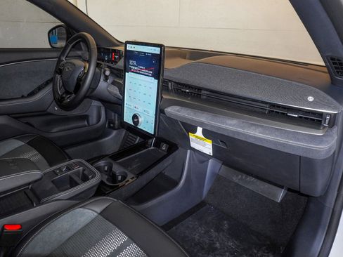 New 2025 Ford Mustang Mach-E GT image 39