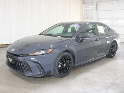 Used 2025 Toyota Camry SE