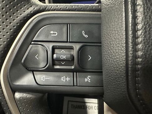 Used 2025 Toyota 4Runner TRD Off-Road AWD/4WD image 19