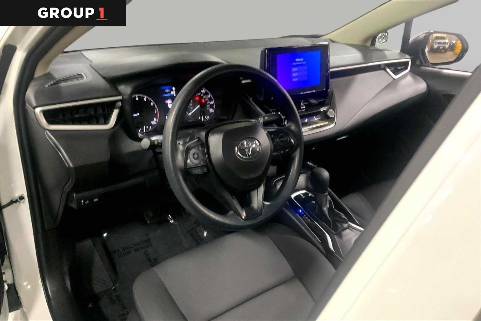 Certified 2025 Toyota Corolla LE FWD image 18