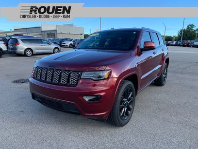Used 2020 Jeep Grand Cherokee Altitude