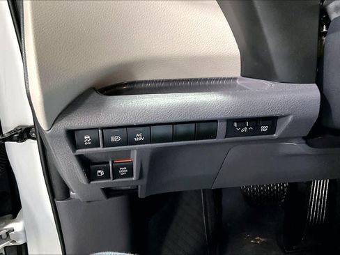 Certified 2023 Toyota Sienna Limited AWD/4WD image 35