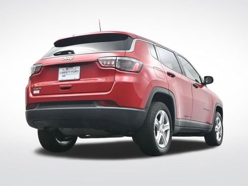 Used 2023 Jeep Compass Sport image 37