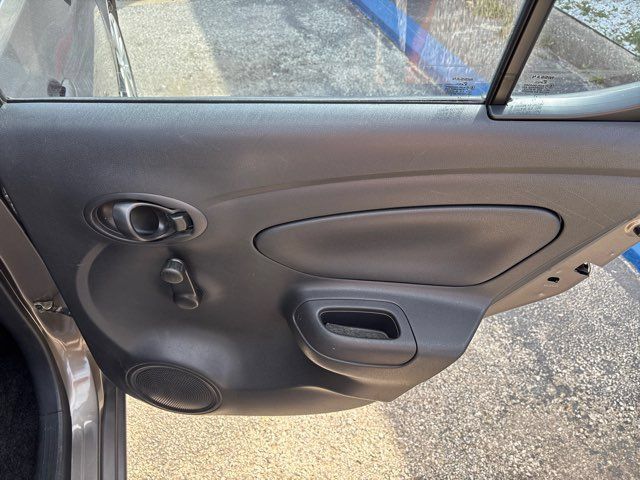 Used 2017 Nissan Versa S Plus FWD image 39