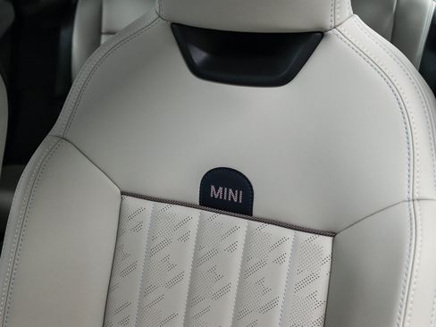 Used 2026 MINI Cooper S FWD image 23