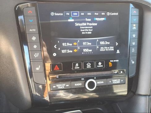 Used 2019 INFINITI QX50 Essential w/ Premium Heat Package image 18