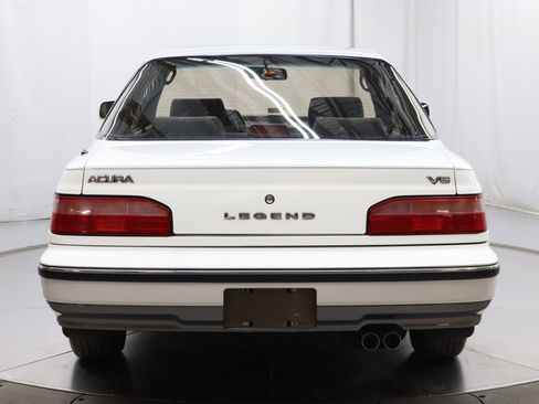 Used 1990 Acura Legend Coupe image 6
