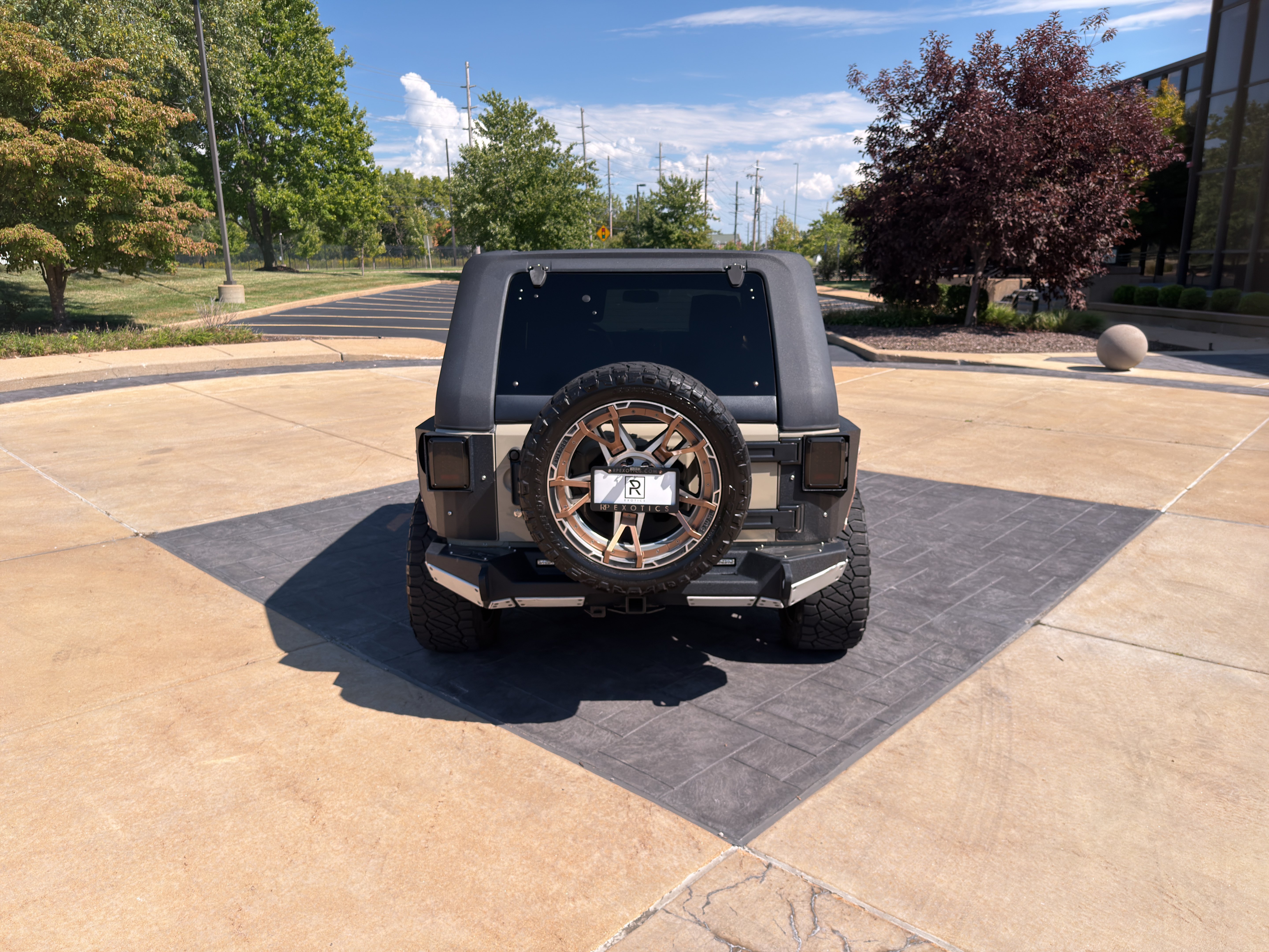 Used 2018 Jeep Wrangler Unlimited Sport S AWD/4WD image 4