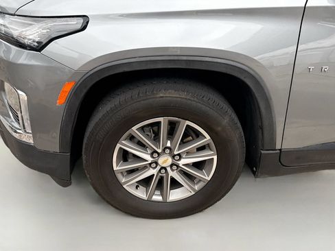 Used 2024 Chevrolet Traverse LT FWD image 28