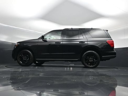 Certified 2024 Ford Expedition XLT AWD/4WD image 7