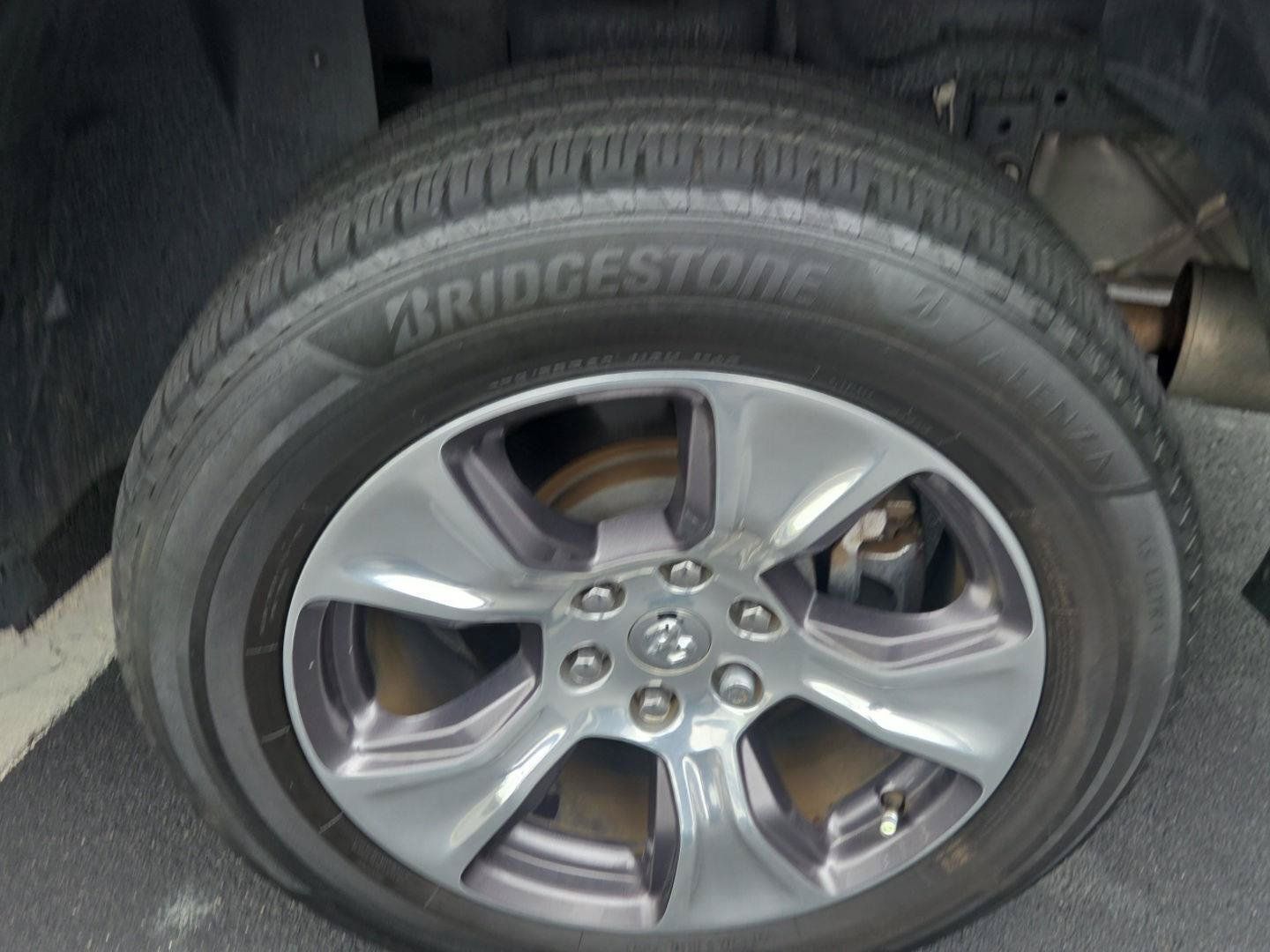 Used 2020 RAM 1500 Laramie AWD/4WD image 4