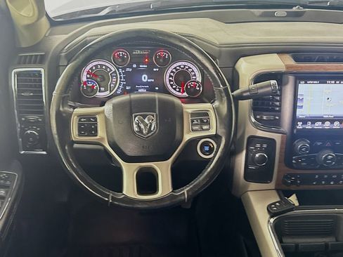 Used 2017 RAM 2500 Laramie w/ Convenience Group AWD/4WD image 14