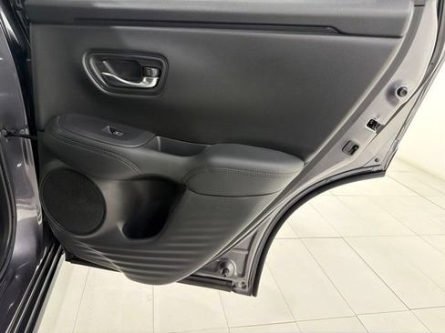 Used 2024 Honda HR-V LX image 21