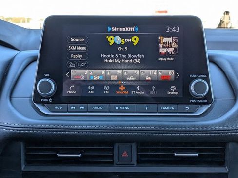 Certified 2023 Nissan Rogue SV image 19