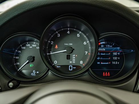 New 2026 Porsche Macan AWD/4WD image 29