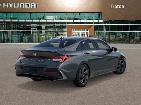 New 2026 Hyundai Elantra Sport image 4