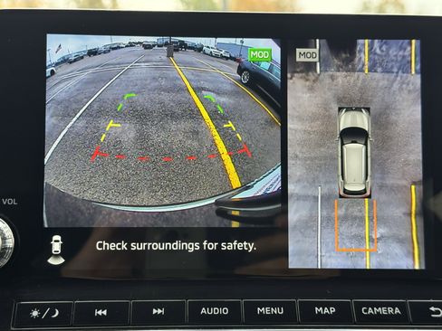 Used 2024 Mitsubishi Outlander SEL image 13