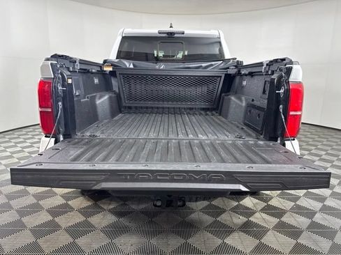 Used 2024 Toyota Tacoma TRD Sport w/ TRD Sport Premium Package AWD/4WD image 22