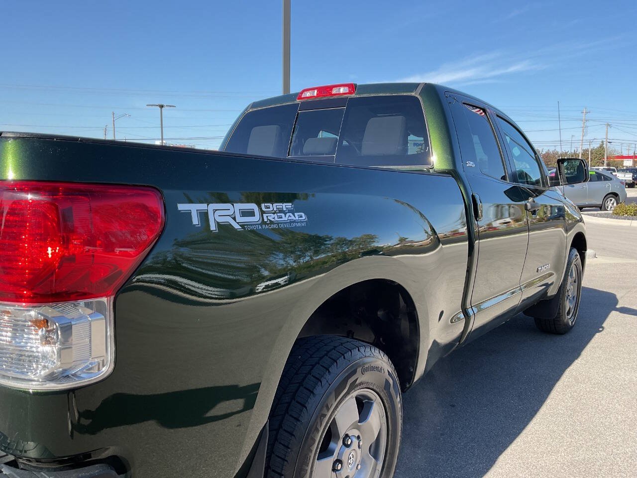 Used 2013 Toyota Tundra 4x4 Double Cab w/ TRD Off-Road Pkg image 8