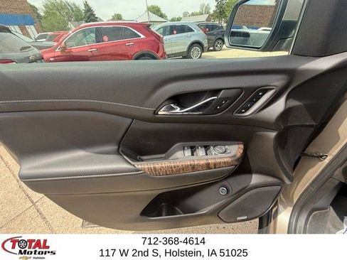 Used 2022 GMC Acadia Denali w/ LPO, Floor Liner Package AWD/4WD image 18