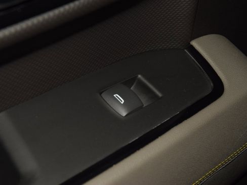 Used 2024 Chevrolet Silverado 1500 ZR2 image 46