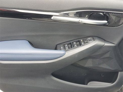 Certified 2024 Kia Seltos S image 14