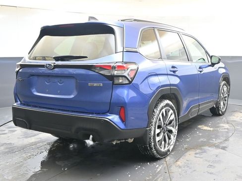 New 2025 Subaru Forester Touring image 5