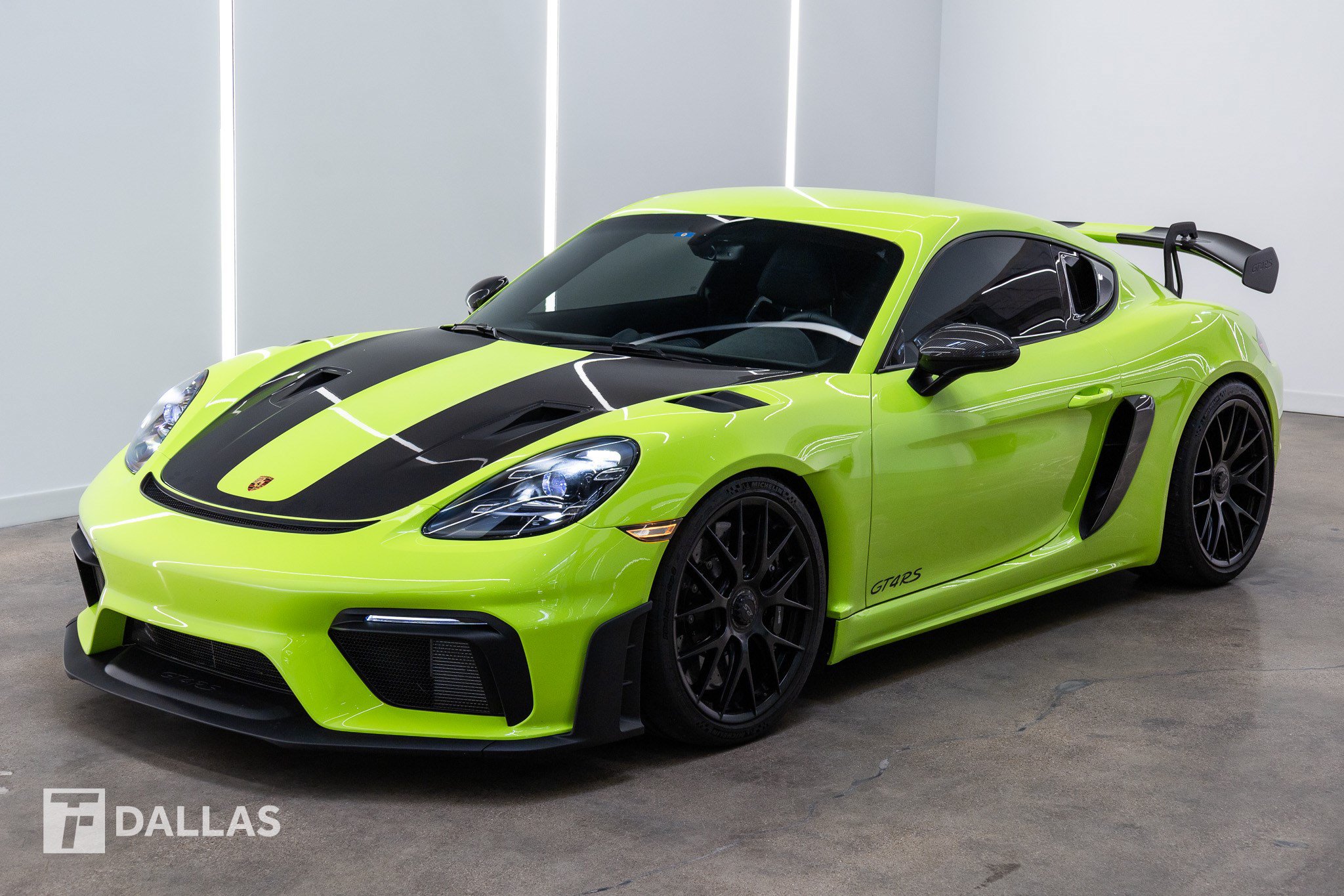 Used 2024 Porsche 718 Cayman GT4 RS RWD image 2