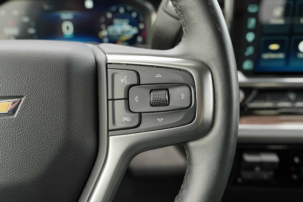 Used 2025 Chevrolet Silverado 2500 LT w/ Convenience Package AWD/4WD image 35