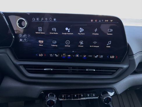 Used 2025 Chevrolet Silverado EV LT AWD/4WD image 16