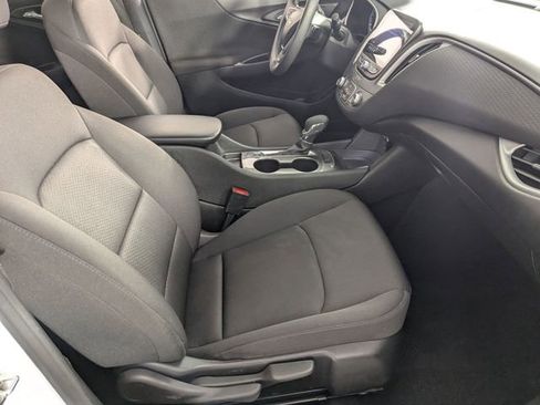 Used 2024 Chevrolet Malibu LS w/ Driver Confidence Package image 31