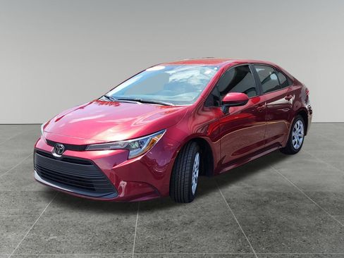 Certified 2024 Toyota Corolla LE FWD image 3