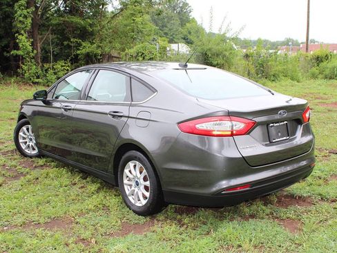Used 2016 Ford Fusion S FWD image 9