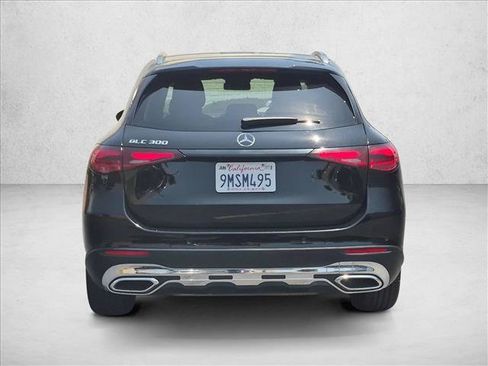 Used 2024 Mercedes-Benz GLC 300 image 7