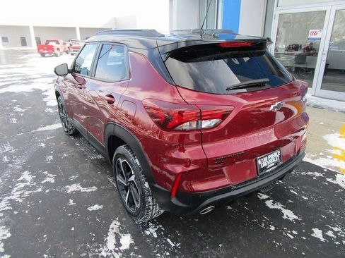 Certified 2023 Chevrolet TrailBlazer RS w/ Convenience Package image 3