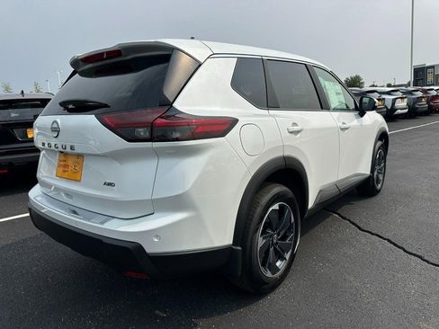 New 2026 Nissan Rogue SV image 3