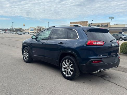 Used 2018 Jeep Cherokee Limited image 6
