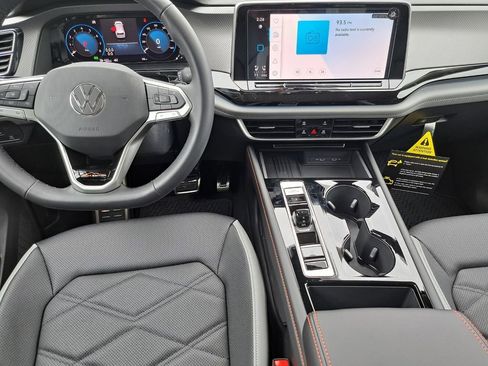 New 2026 Volkswagen Atlas Peak Edition image 20